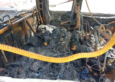 2005 Chevrolet Silverado 1500 Z71 из США, поврежденный, VIN 1GCEK19B65E260861